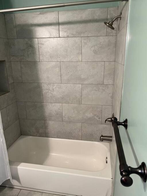 شقة Chilled Pad 2 Blocks From The French Quarters نيو أورلينز المظهر الخارجي الصورة